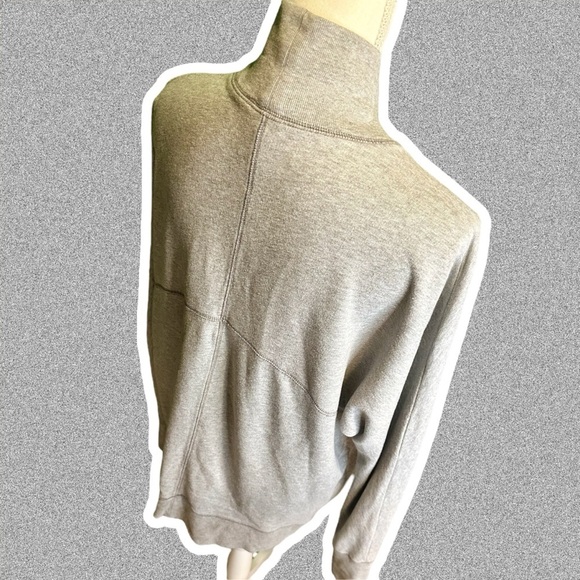 PINK Victoria’s Secret Heathered Gray Terry Cotton Long Sleeve Curved Cardigan - Picture 9 of 14